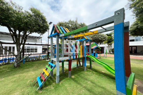 Mesa de trabajo 8-80