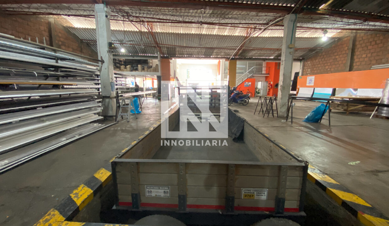 Mesa de trabajo 13-80