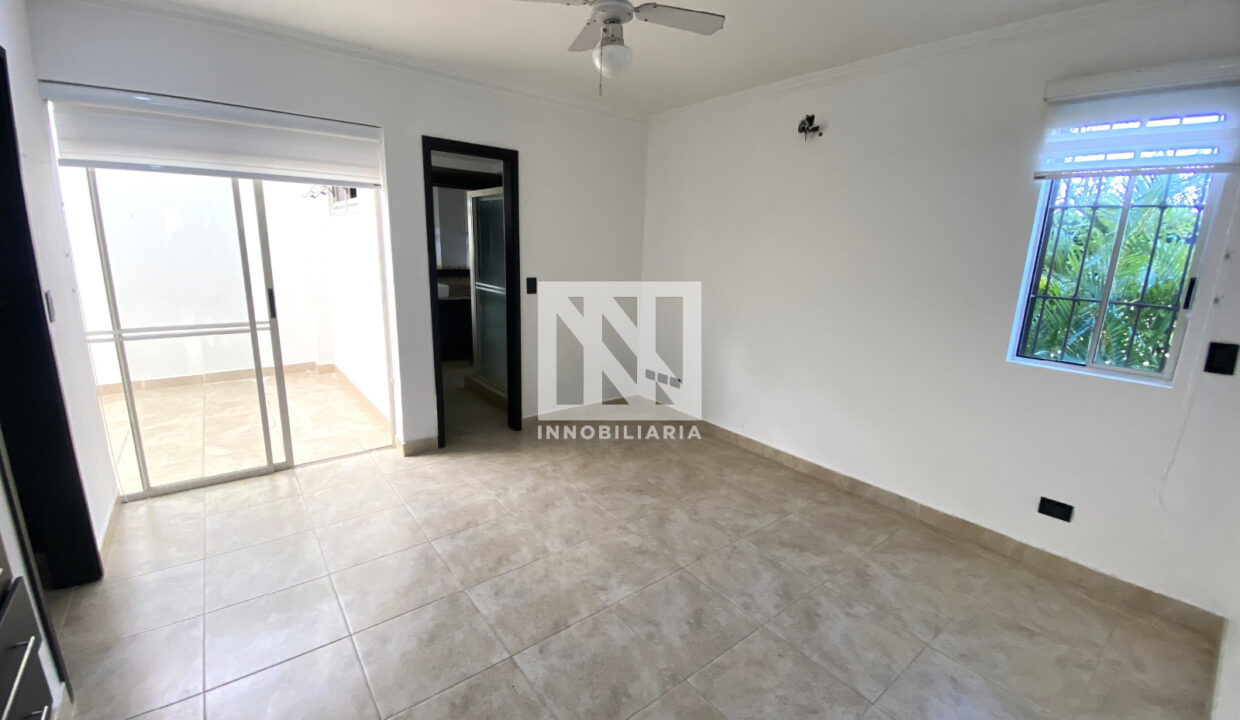 Mesa de trabajo 18-80