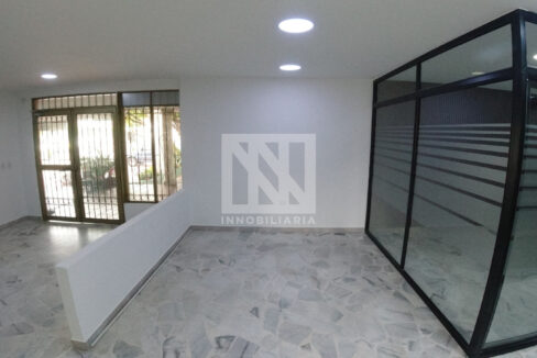 Mesa de trabajo 14-80